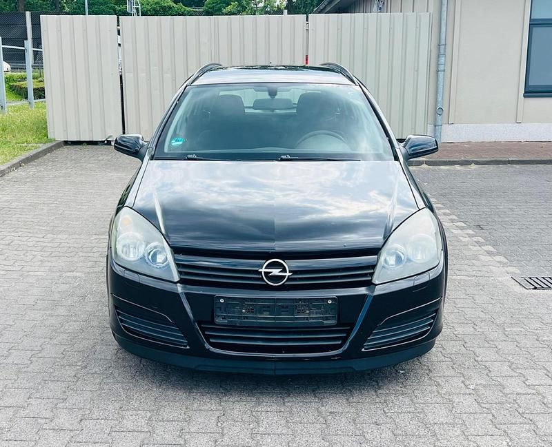 Second-hand Opel Astra 105 CP (77 kW) 2005 Negru Break