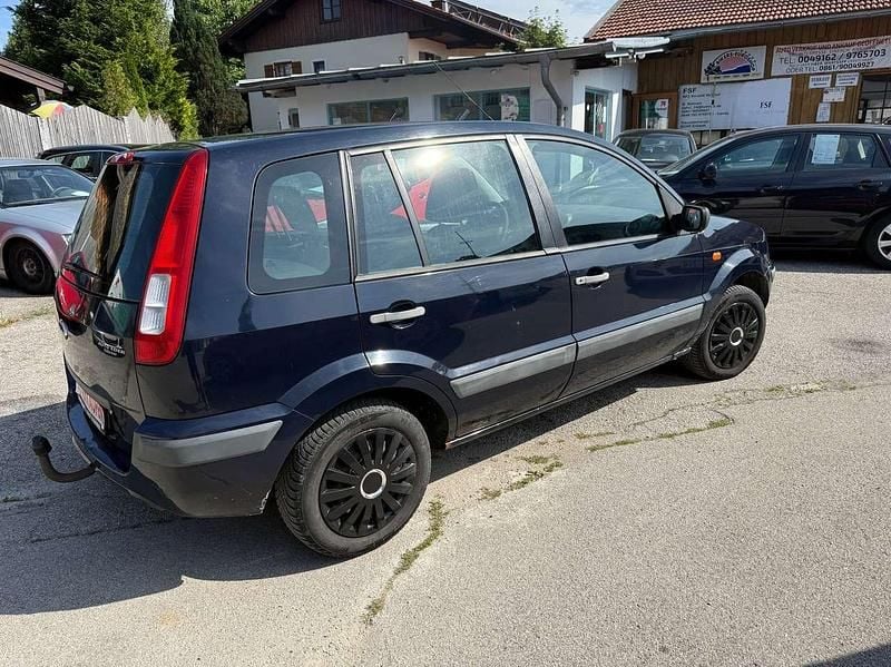 Gebraucht Ford Fusion 101 PS (74 kW) 2006 Marineblau Kleinwagen