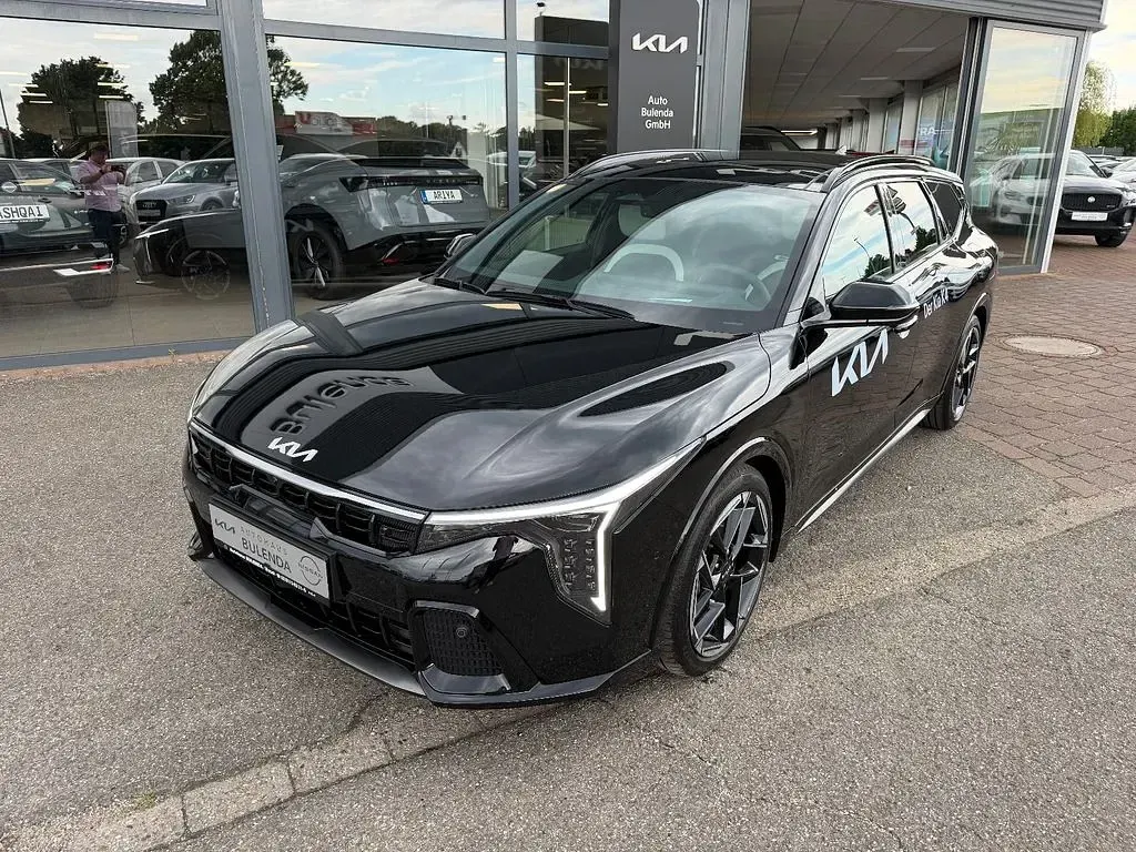 Neu Kia K4 179 PS (131 kW) 2026 Schwarz Kombi