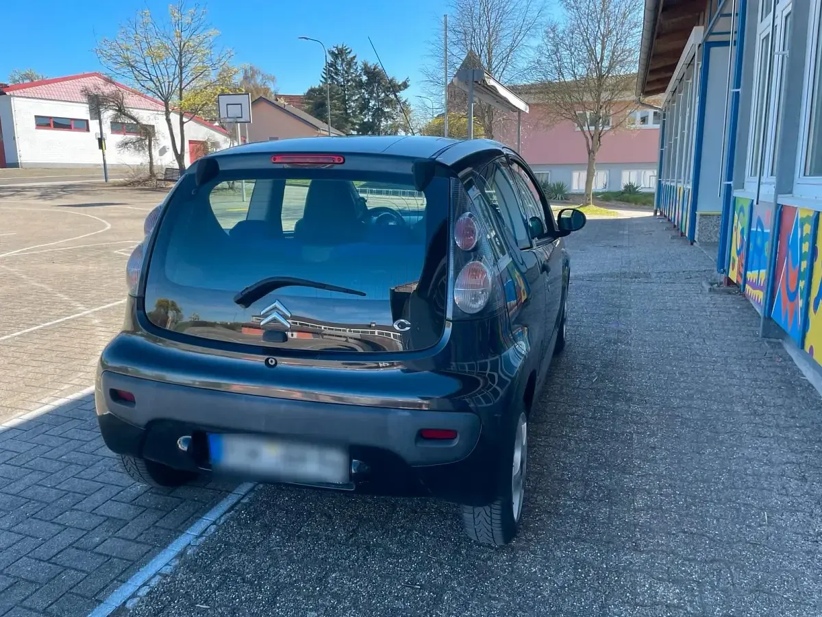 Gebraucht Citroën C1 60 PS (44 kW) 2008 Schwarz Kleinwagen
