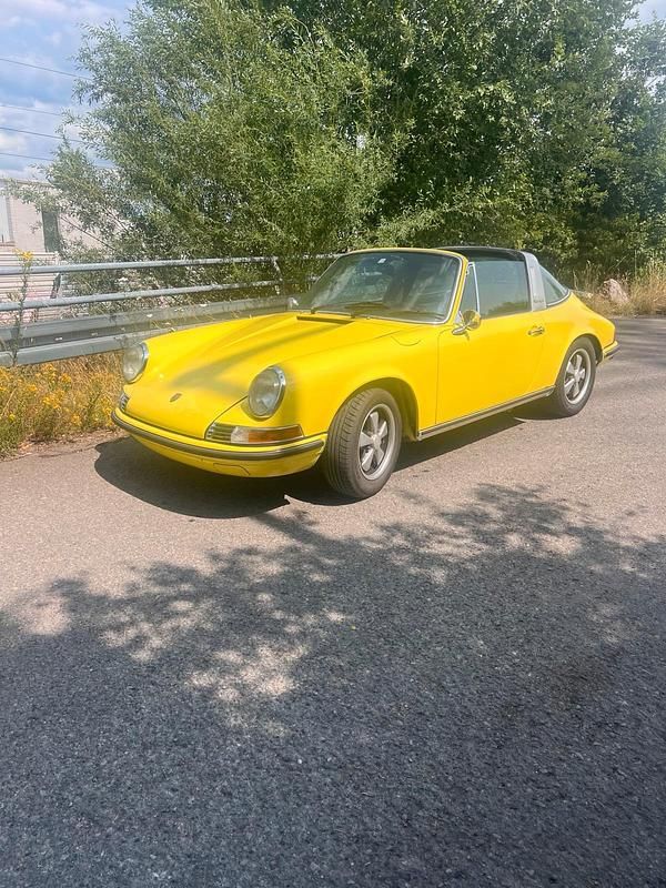 Gelb Gebraucht 1971 Porsche 911 Cabrio | 59.999 € - Bild 1/4