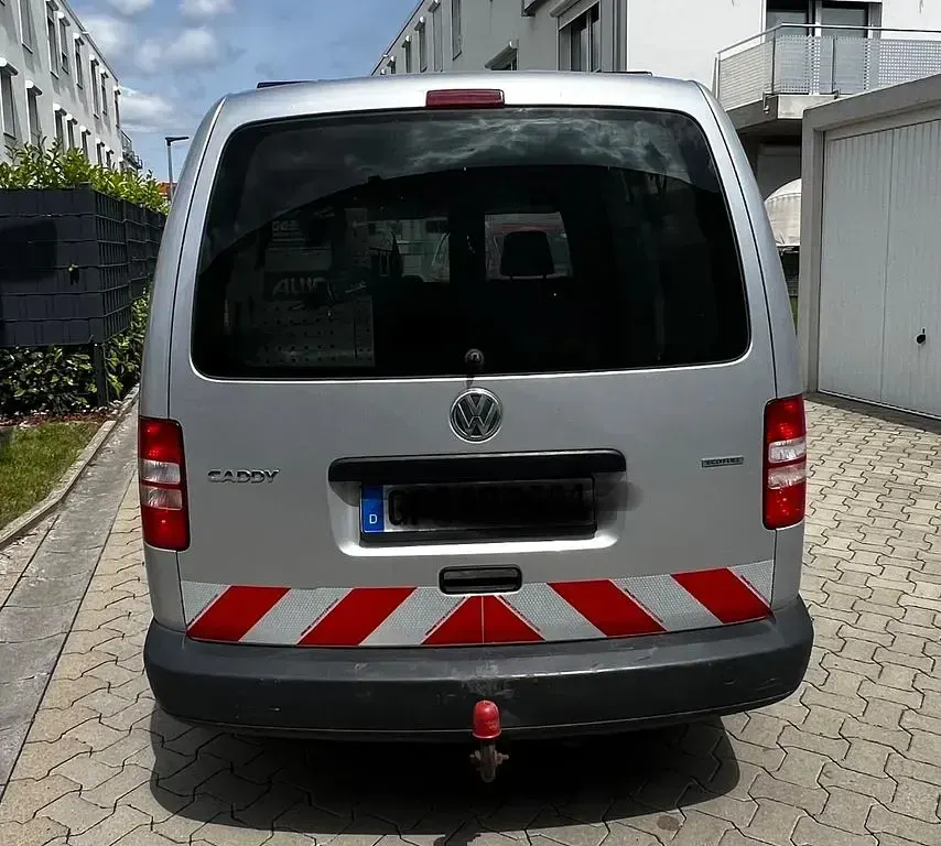 Gebraucht VW Caddy 109 PS (80 kW) 2012 Silber Van / Kleinbus