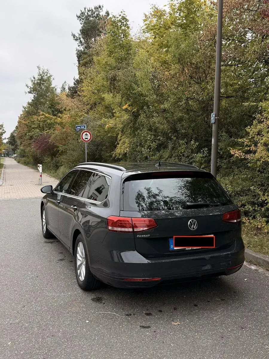 Gebraucht VW Passat Comfortline 150 PS (110 kW) 2016 Grau Kombi