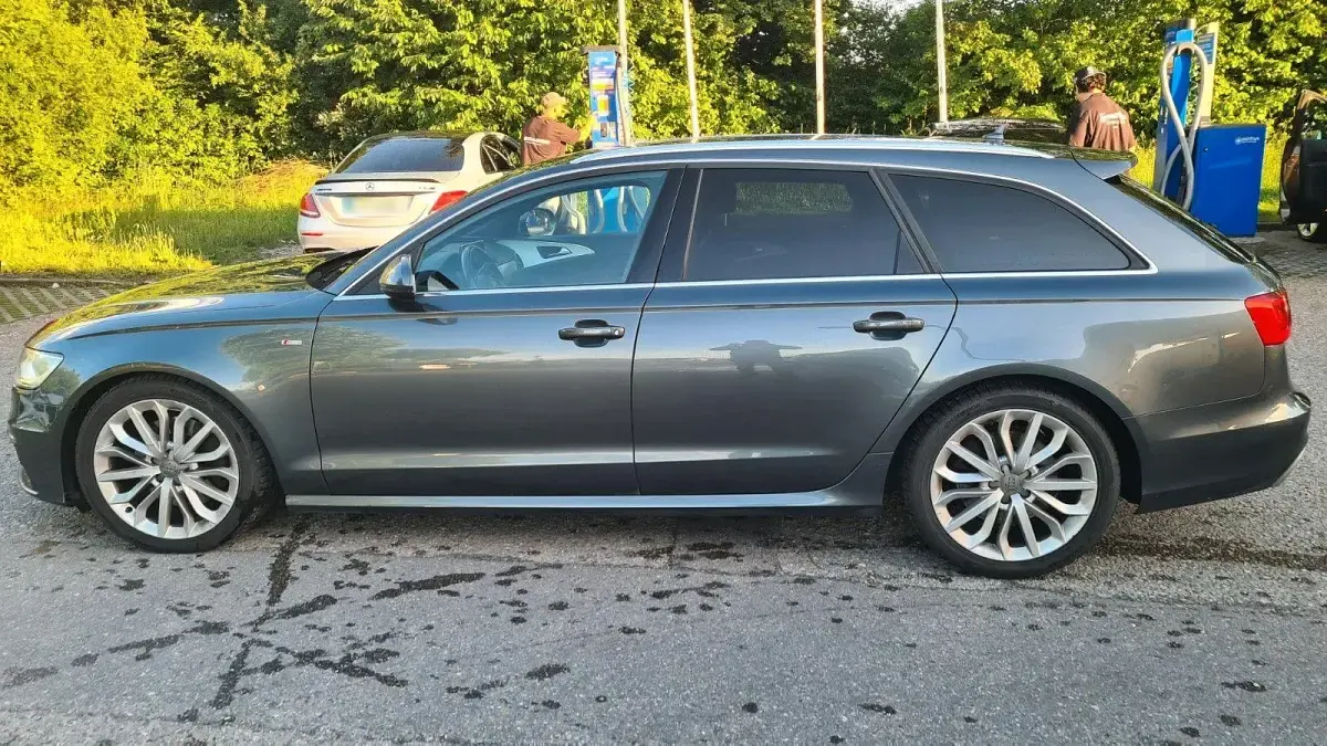 Gebraucht Audi A6 S-Line 245 PS (180 kW) 2014 Grau Kombi