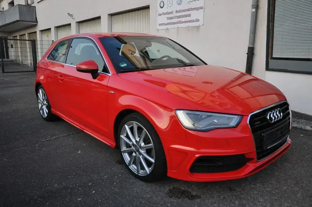 Gebraucht Audi A3 S-Line 179 PS (131 kW) 2016 Rot Limousine