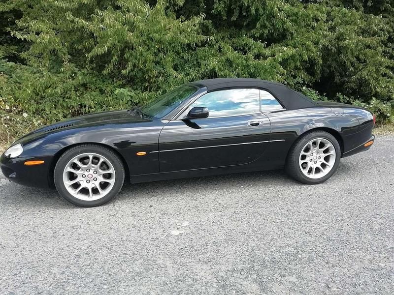 Gebraucht Jaguar XKR 363 PS (266 kW) 1999 Schwarz Cabrio