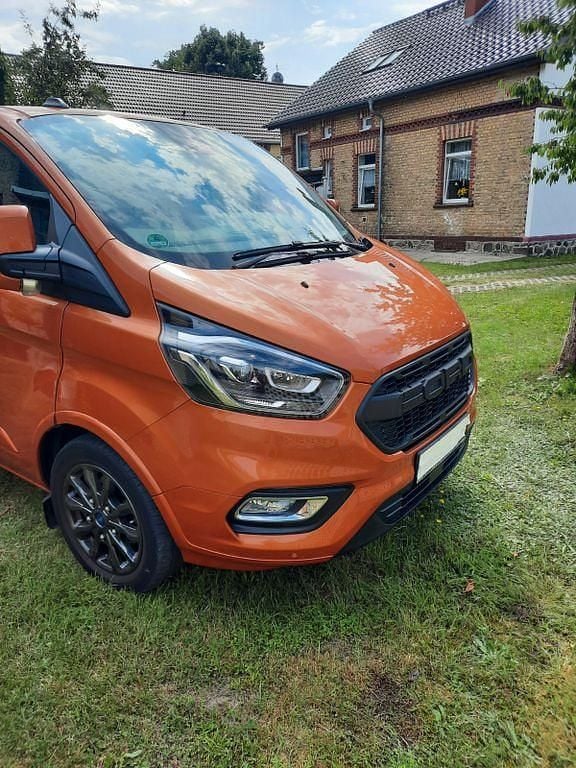 Orange Gebraucht 2020 Ford Tourneo Custom Titanium X Van / Kleinbus | 31.500 € (Superpreis) - Bild 1/4