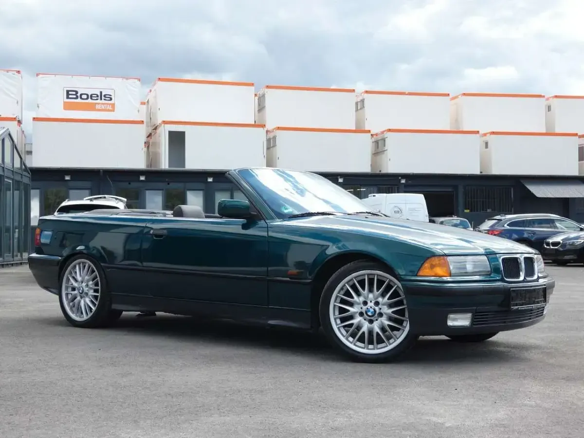 Gebraucht BMW 325 Cabriolet 192 PS (141 kW) 1994 Grün Cabrio