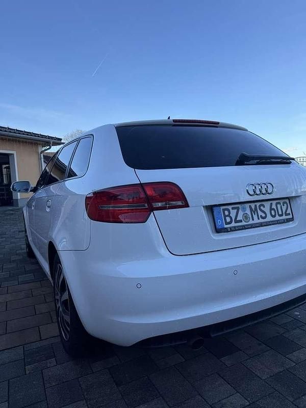 Gebraucht Audi A3 Ambition 140 PS (102 kW) 2012 Weiß Kombi
