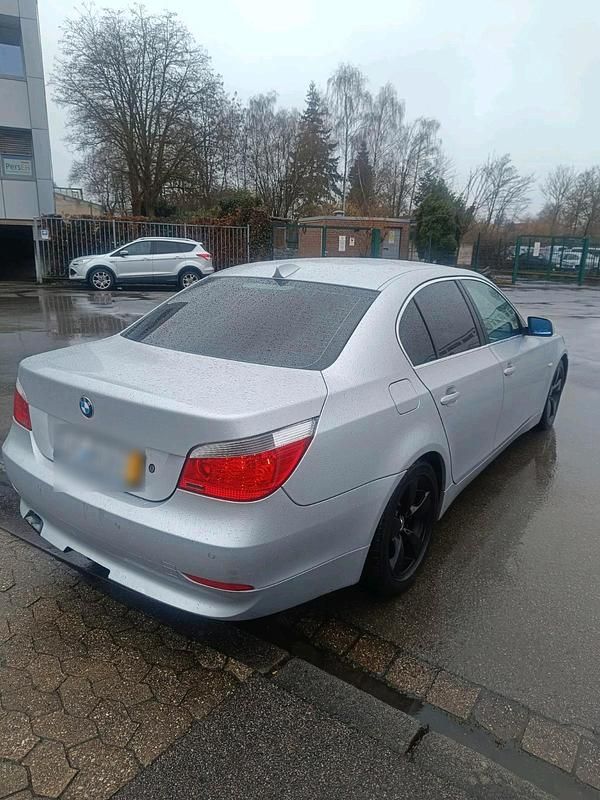 Gebraucht BMW 520 170 PS (125 kW) 2003 Grau Limousine