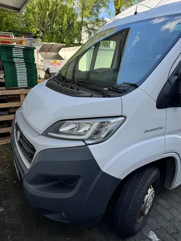 Gebraucht Fiat Ducato 150 PS (110 kW) 2018 Weiß Van