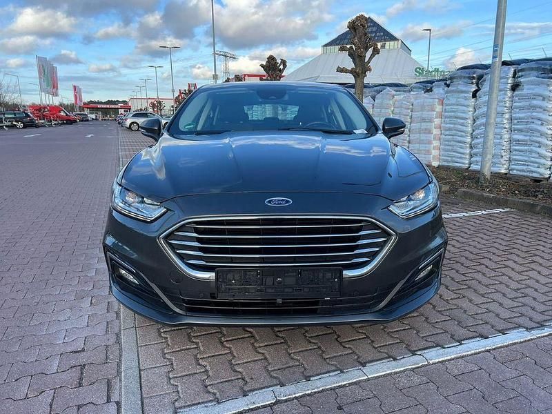Gebraucht Ford Mondeo Titanium 150 PS (110 kW) 2020 Grau Limousine