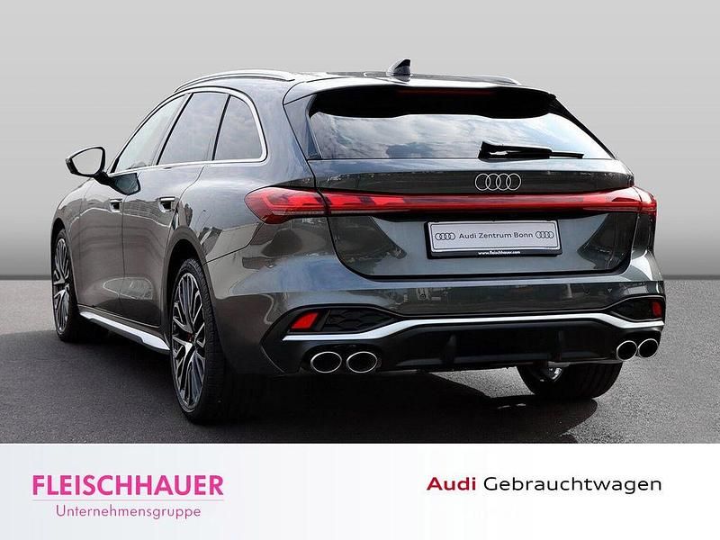 Gebraucht Audi S5 Ambiente 367 PS (269 kW) 2025 Grau Kombi
