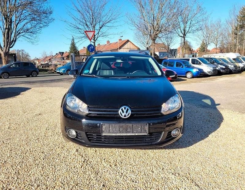 Gebraucht VW Golf VII Match 122 PS (89 kW) 2013 Schwarz Kombi