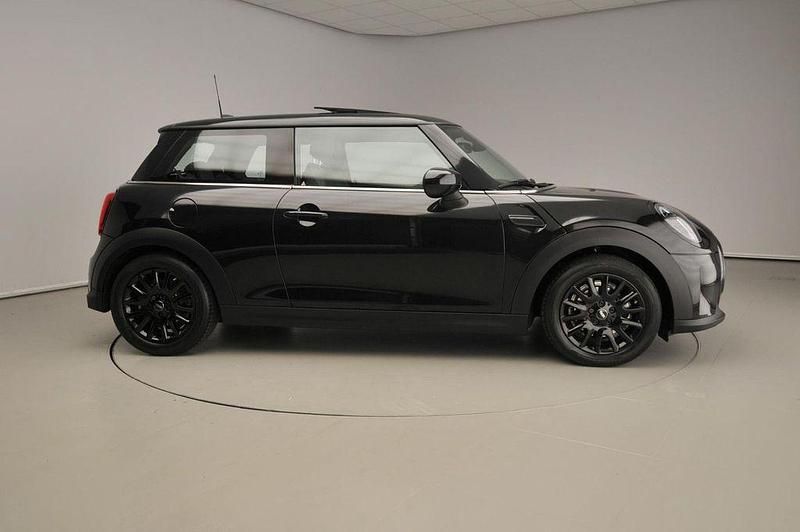 Gebraucht Mini ONE 102 PS (75 kW) 2022 Schwarz Kleinwagen