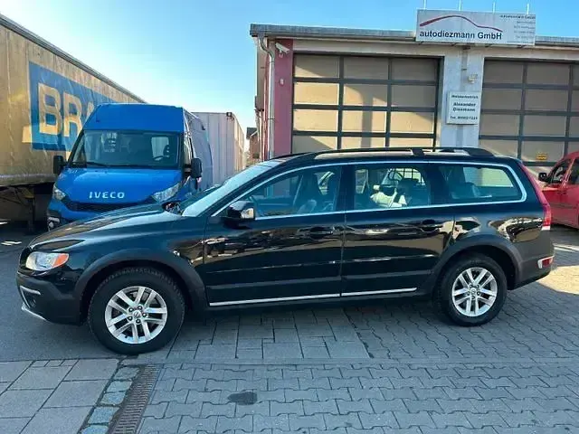 Gebraucht Volvo XC70 Summum 215 PS (158 kW) 2015 Schwarz SUV