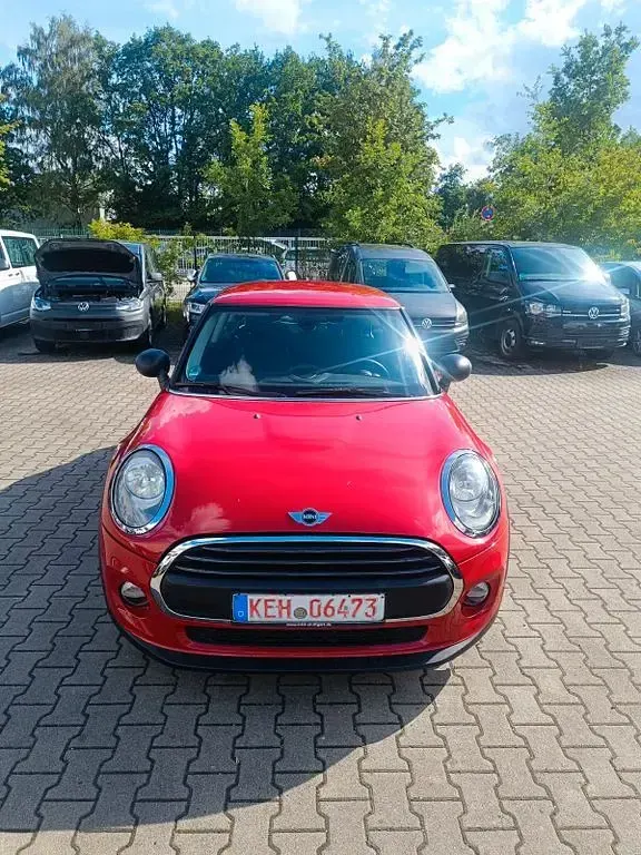 Gebraucht Mini ONE 102 PS (75 kW) 2015 Rot Kleinwagen