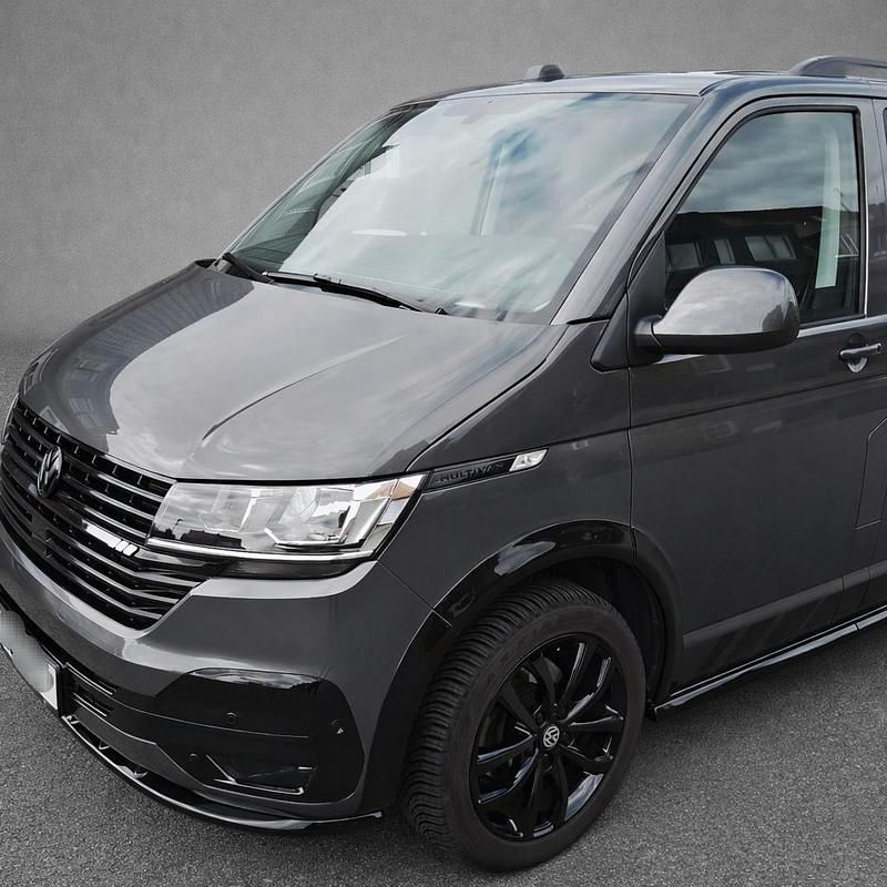 Gebraucht VW Multivan Comfortline 150 PS (110 kW) 2022 Grau Van