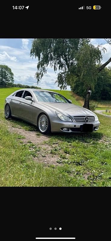 Gebraucht Mercedes CLS320 300 PS (220 kW) 2008 Andere farben Limousine