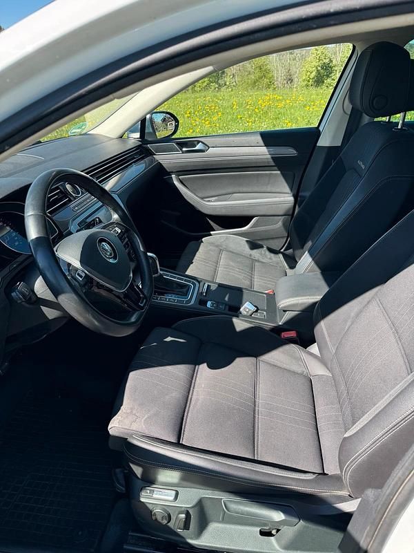 Gebraucht VW Passat Alltrack 190 PS (139 kW) 2016 Weiß Kombi