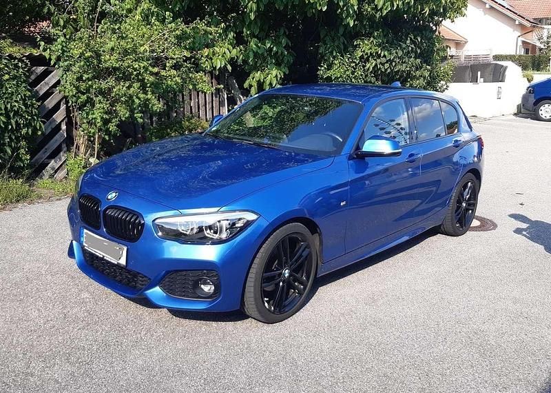 Blau Gebraucht 2018 BMW 118 M Sport Kleinwagen | 17.499 € (Fairer Preis) - Bild 1/4