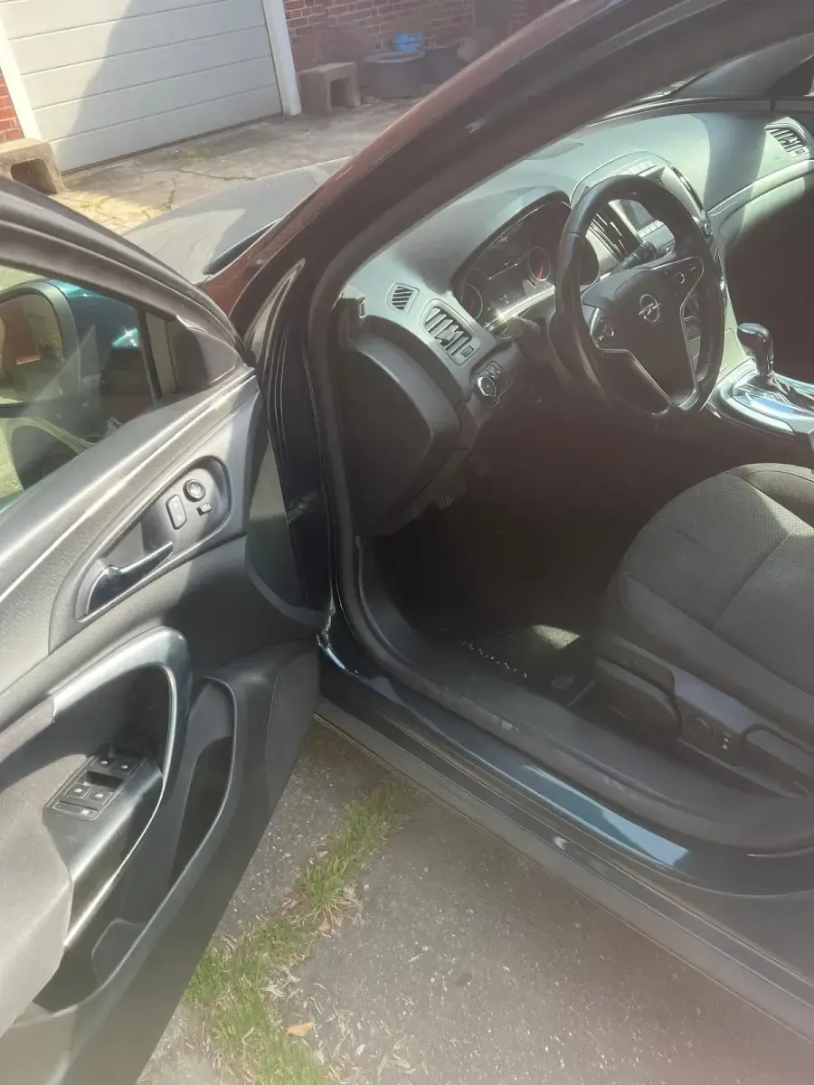Gebraucht Opel Insignia 170 PS (125 kW) 2014 Grün Limousine