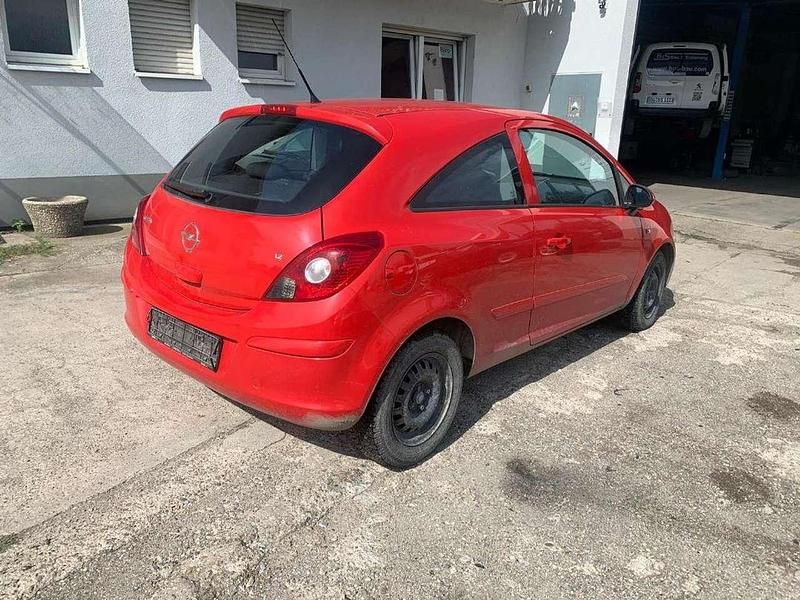 Używany Opel Corsa Catch Me 80 KM (58 kW) 2007 Czerwony Hatchback