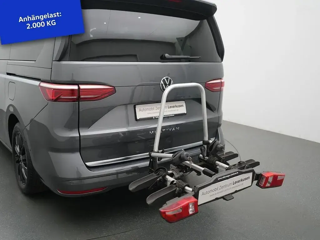 Gebraucht VW Multivan Style 150 PS (110 kW) 2026 Schwarz Van / Kleinbus