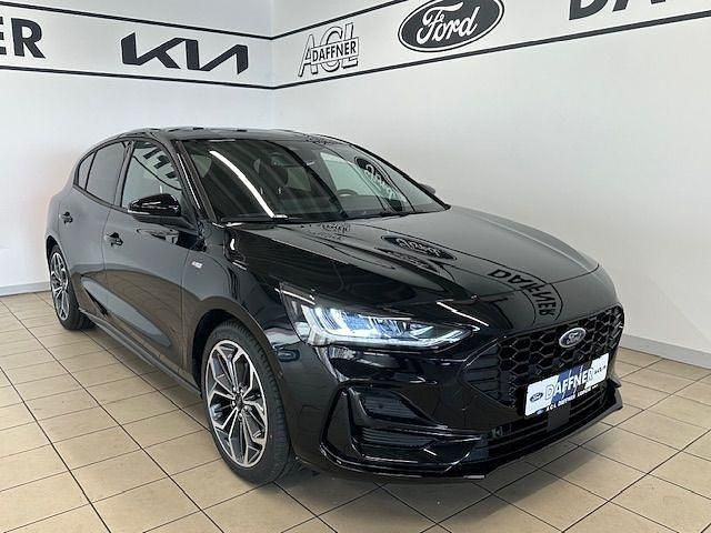 Obsidianschwarz metallic Neu 2025 Ford Focus ST-Line X Limousine | 28.780 € (Guter Preis) - Bild 1/4