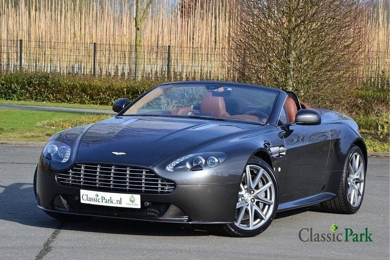 Gebraucht Aston Martin V8 Vantage 436 PS (320 kW) 2013 Grau Cabrio
