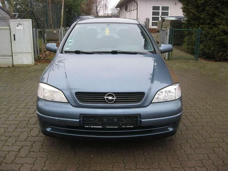 Gebraucht Opel Astra Comfort 65 PS (47 kW) 1999 Blau Limousine