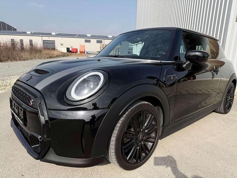 Usata Mini Cooper S 178 CV (130 kW) 2021 Nero Utilitaria