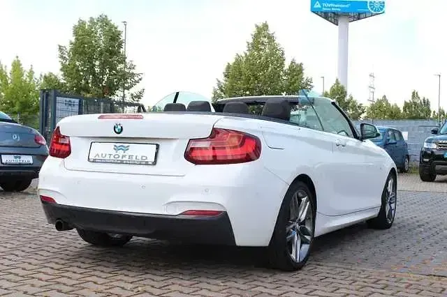 Gebraucht BMW 218 M Sport 136 PS (100 kW) 2016 Weiß Cabrio