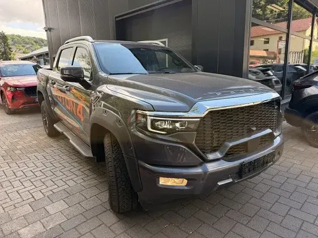 Neu Foton 4 163 PS (119 kW) 2026 Grau Pickup