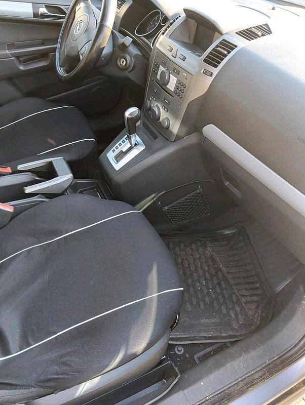 Gebraucht Opel Zafira 150 PS (110 kW) 2007 Grau Van / Kleinbus