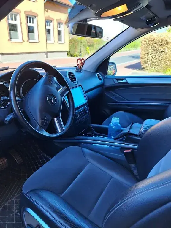 Second-hand Mercedes ML280 190 CP (139 kW) 2009 Argintiu SUV