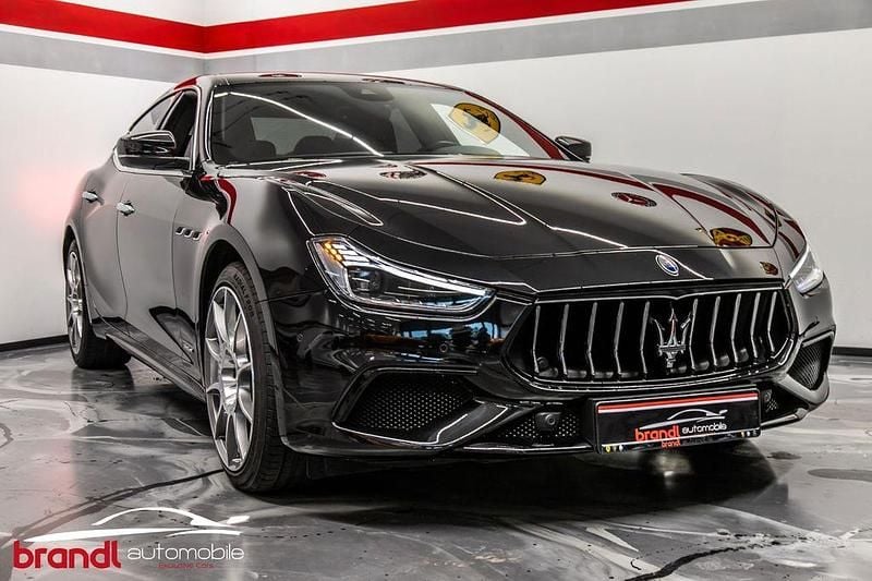 Gebraucht Maserati Ghibli 349 PS (256 kW) 2019 Schwarz Coupé