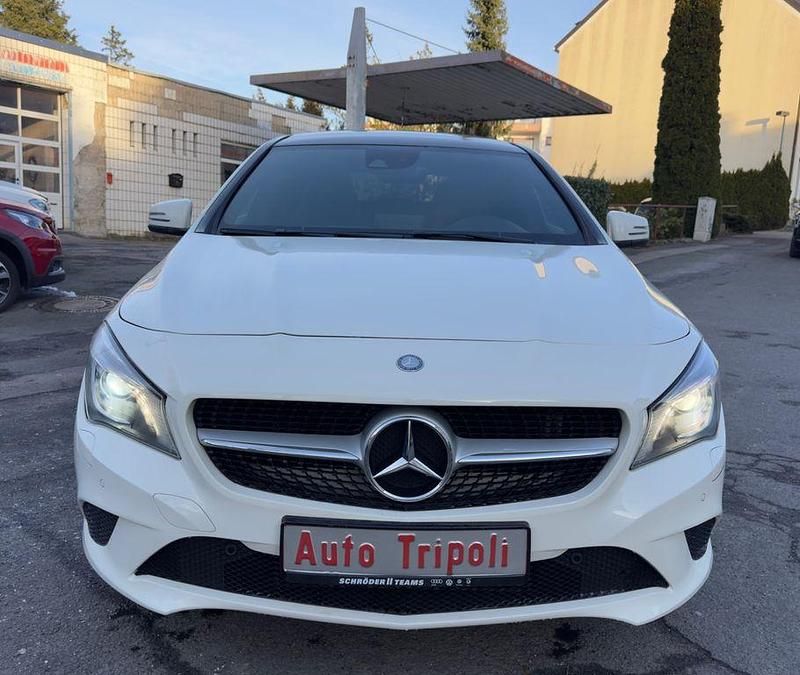 Gebraucht Mercedes CLA200 136 PS (100 kW) 2016 Weiß Limousine