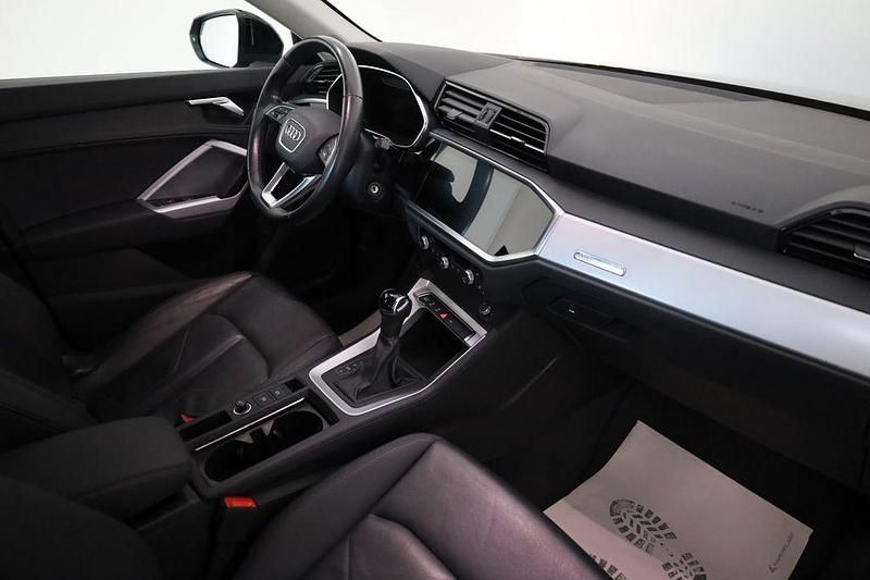 Gebraucht Audi Q3 Sportback Performance 150 PS (110 kW) 2020 Mythosschwarz metallic (metallic) SUV