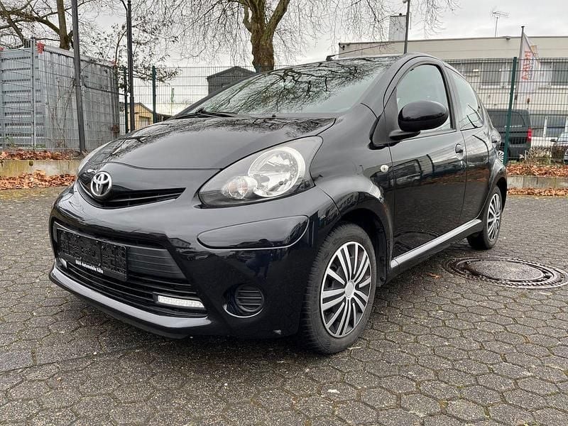 Gebraucht Toyota Aygo Cool 68 PS (50 kW) 2012 Schwarz Kleinwagen