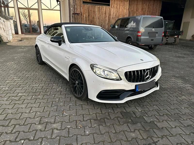 Weiß Gebraucht 2021 Mercedes C63 AMG Cabrio | 65.500 € (Fairer Preis) - Bild 1/4