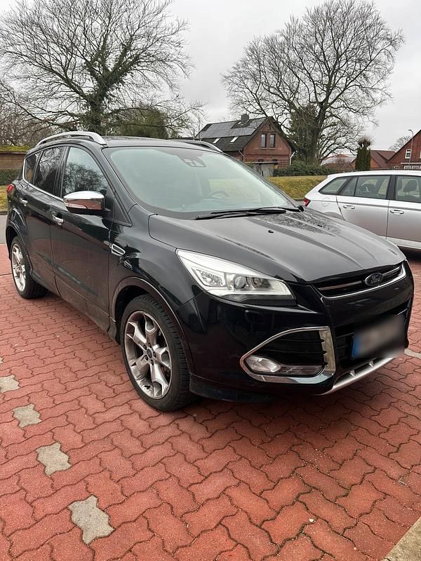 Gebraucht Ford Kuga 180 PS (132 kW) 2015 Schwarz SUV