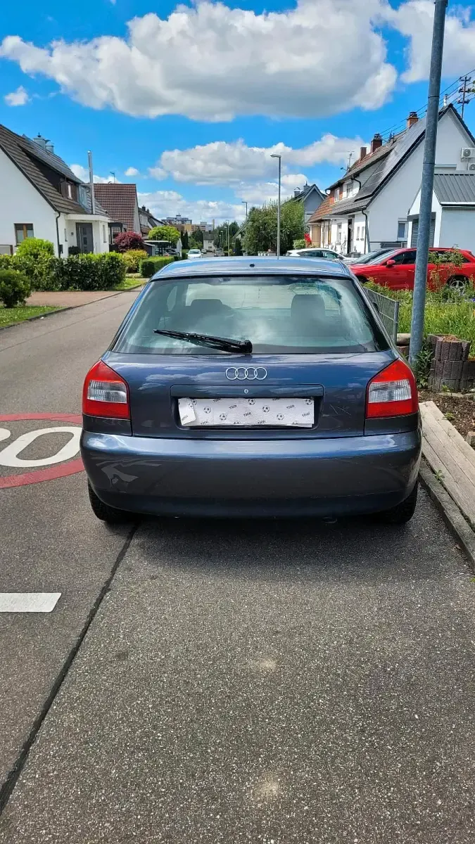Używany Audi A3 120 KM (88 kW) 2000 Szary Hatchback