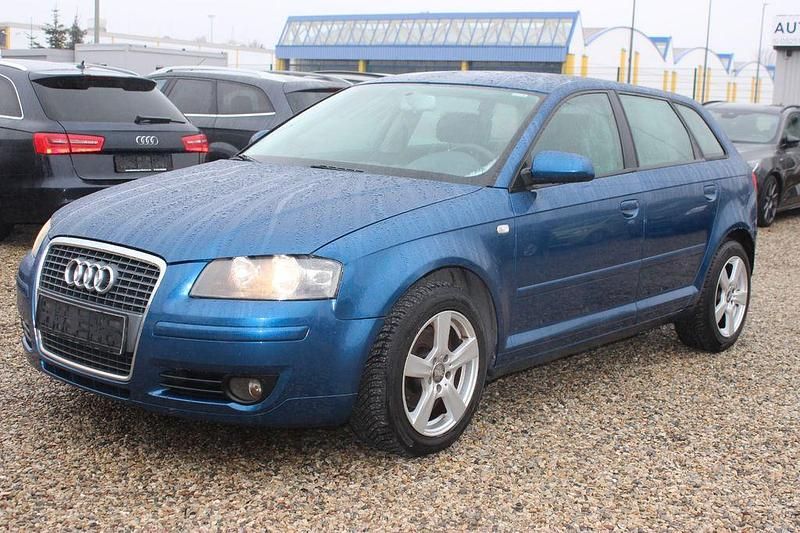 Gebraucht Audi A3 Attraction 116 PS (85 kW) 2007 Blau Kleinwagen