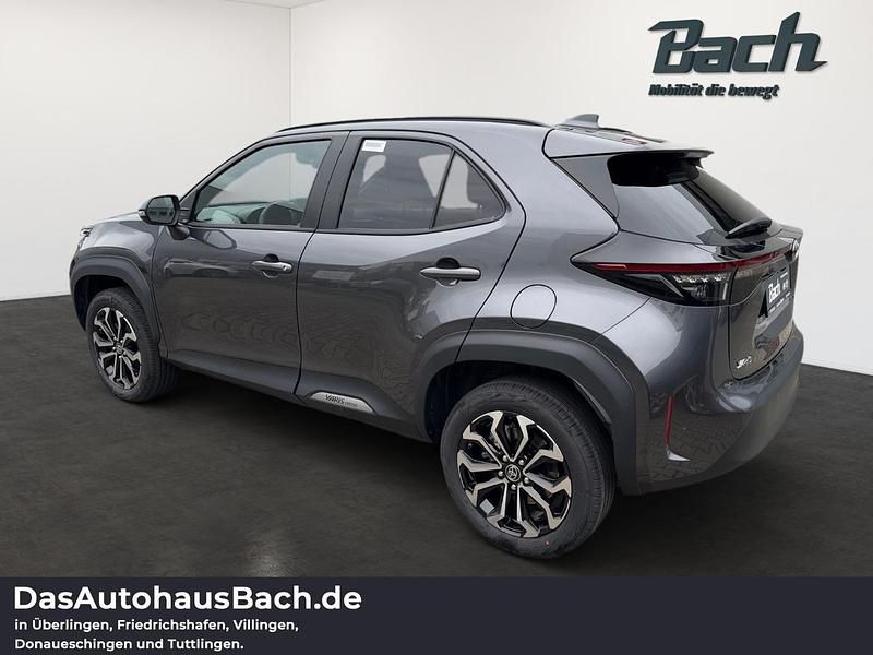 Gebraucht Toyota Yaris Cross 131 PS (96 kW) 2025 Grau SUV