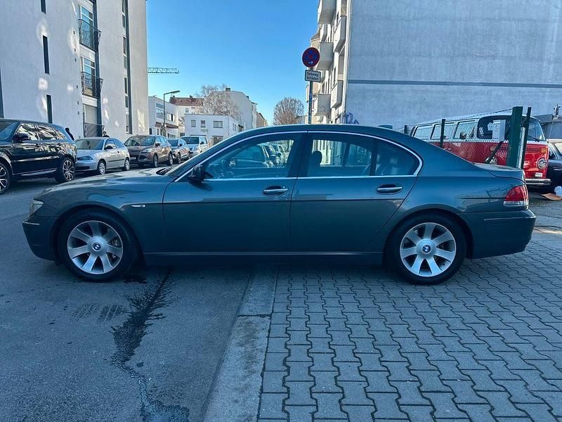 Gebraucht BMW 730 Sport Line 231 PS (169 kW) 2007 Grau Limousine