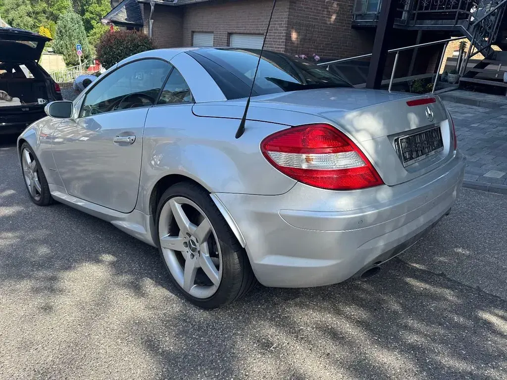 Gebraucht Mercedes SLK200 AMG 163 PS (119 kW) 2004 Silber Cabrio