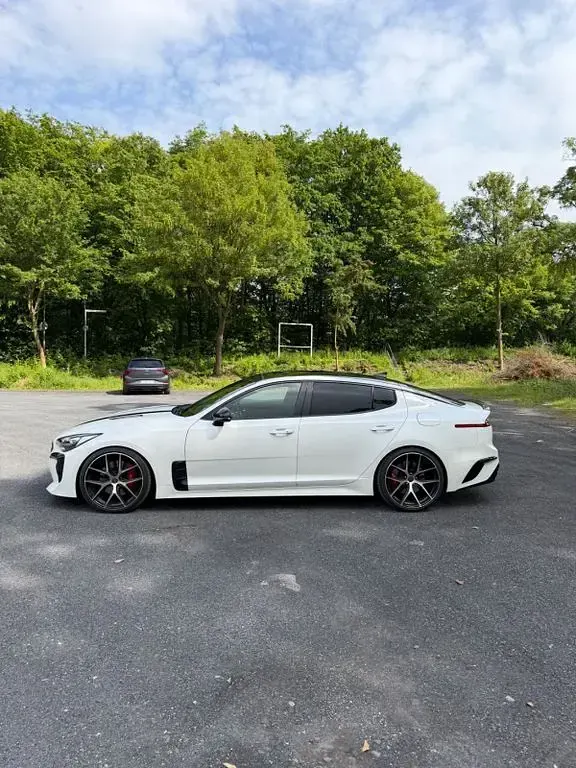 Gebraucht Kia Stinger GT 366 PS (269 kW) 2019 Schwarz Kleinwagen
