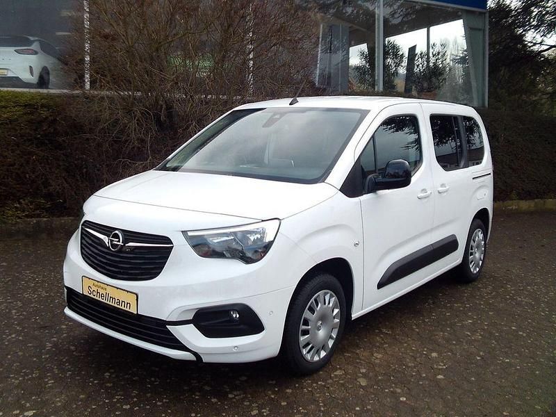 Gebraucht Opel Combo Life Elegance 131 PS (96 kW) 2022 Weiß Van / Kleinbus