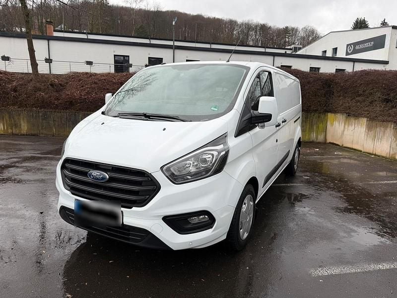 Gebraucht Ford Transit Custom 140 PS (102 kW) 2019 Weiß Van / Kleinbus